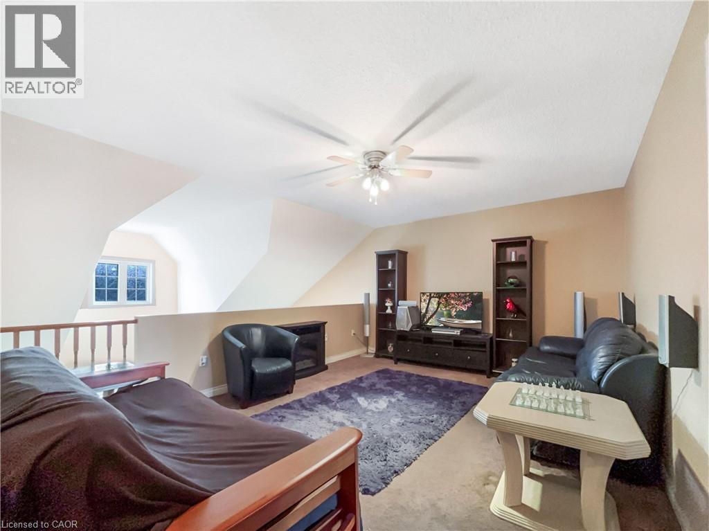47 DYNASTY Avenue, Stoney Creek, Ontario, L8G4Z5 — Photo 17