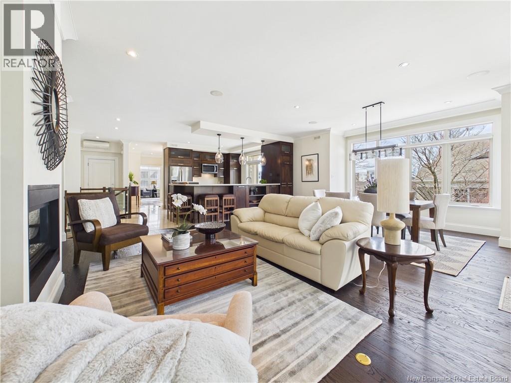 106 Nathalie Street - 9