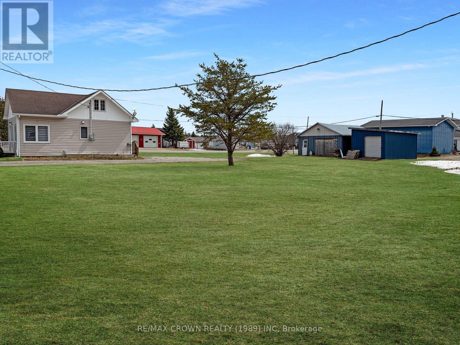 135 QUEEN STREET - 2