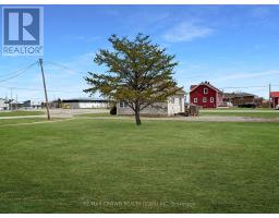 135 Queen Street, Mattice Val Cote, ON P0L1T0 Photo 32