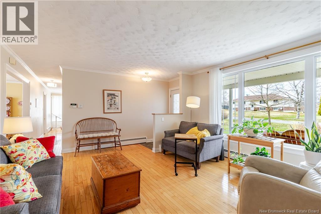 404 Glengarry Place - 10