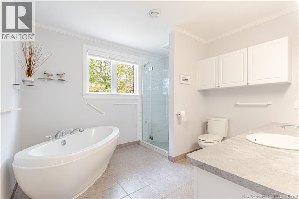 404 Glengarry Place - 16