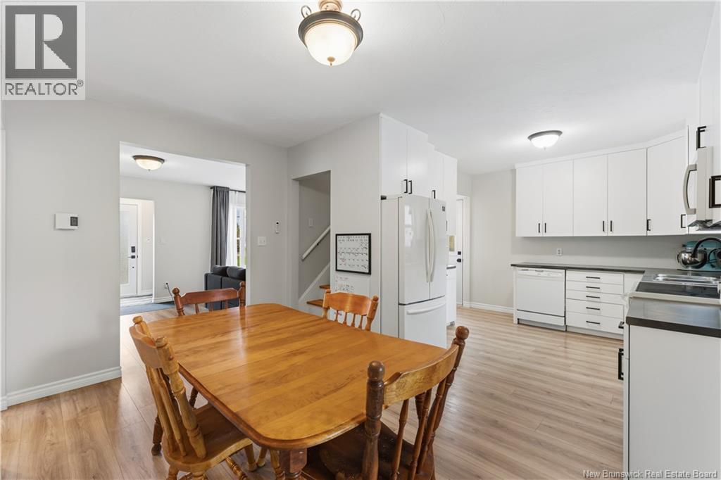 6 Parker Rd - 7