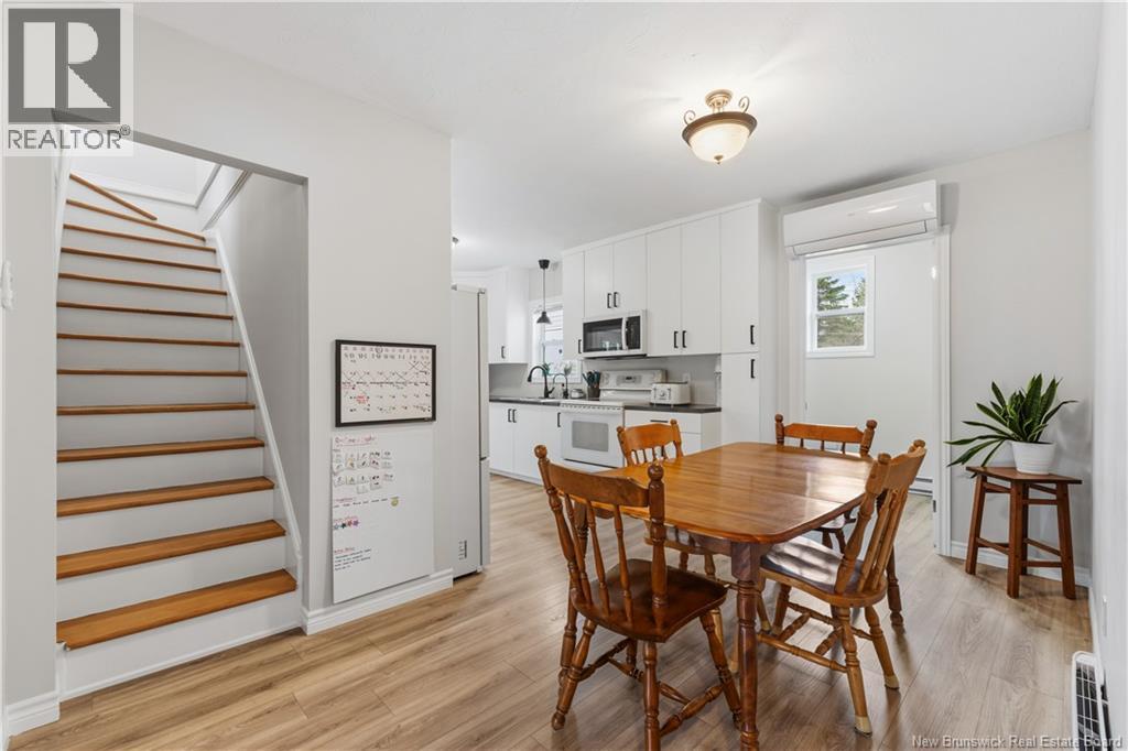 6 Parker Rd - 6