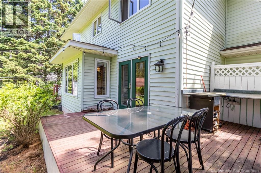 44 West Avenue - 42
