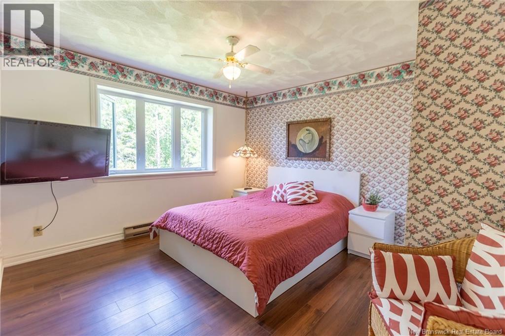 44 West Avenue - 37