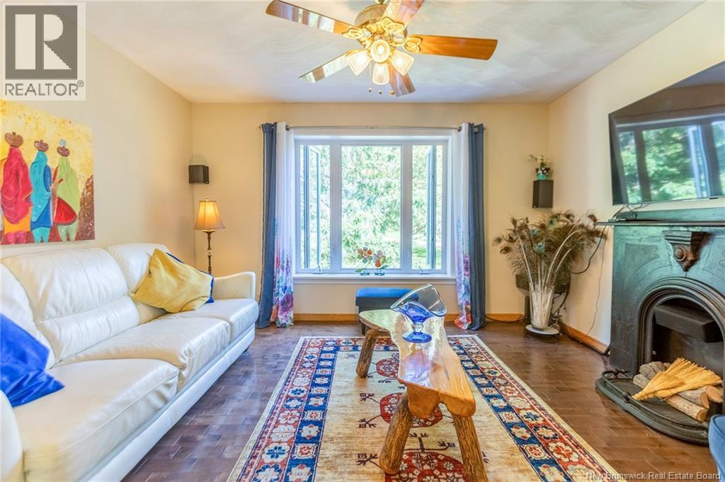 44 West Avenue - 21