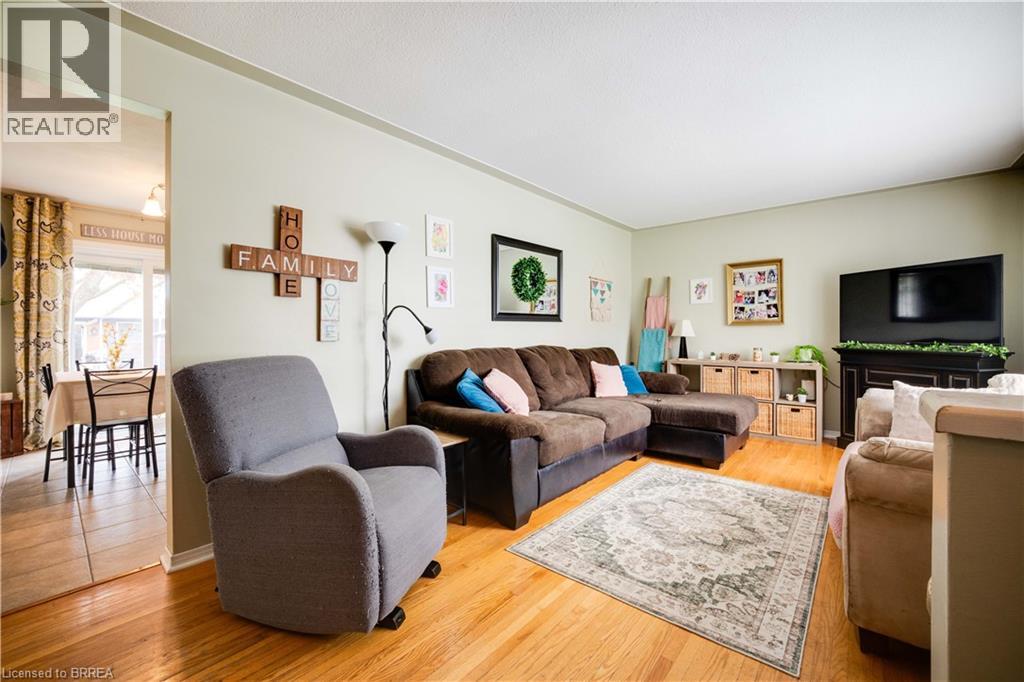 50 ELLENSON Drive, Brantford, Ontario, N3R3E5 — Photo 7