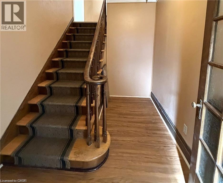 218 WEBER Street E, Kitchener, Ontario, N2H1E8 — Photo 3
