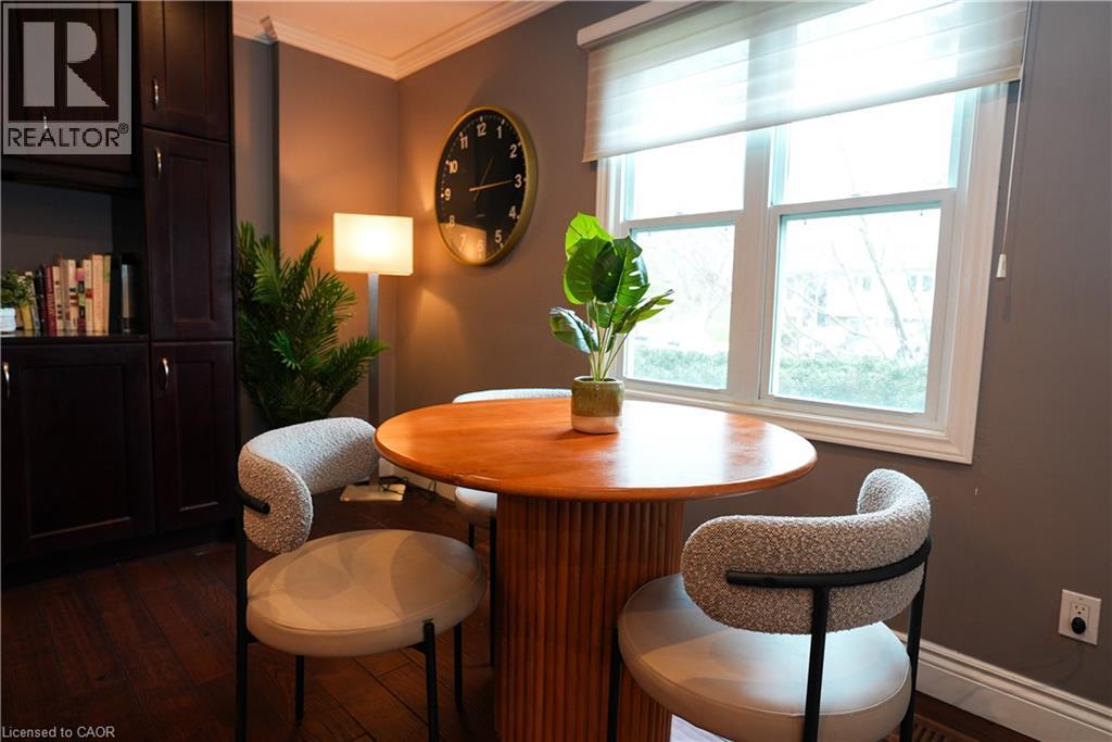 1266 LAKEVIEW Drive - 9