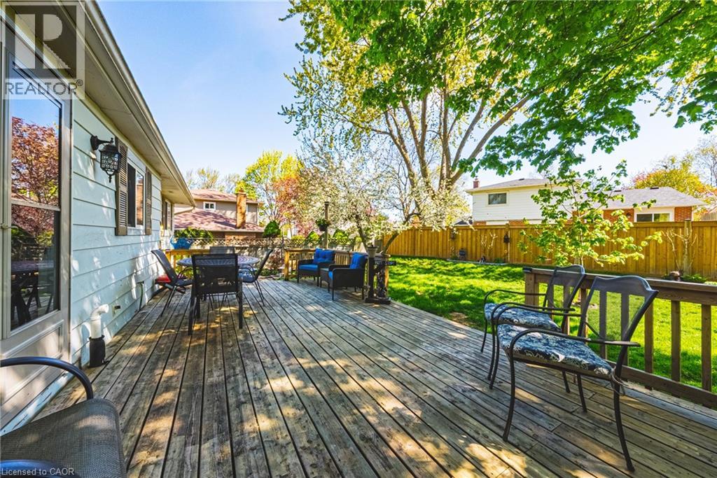 2231 SANDRINGHAM Drive, Burlington, Ontario, L7P3E6 — Photo 26