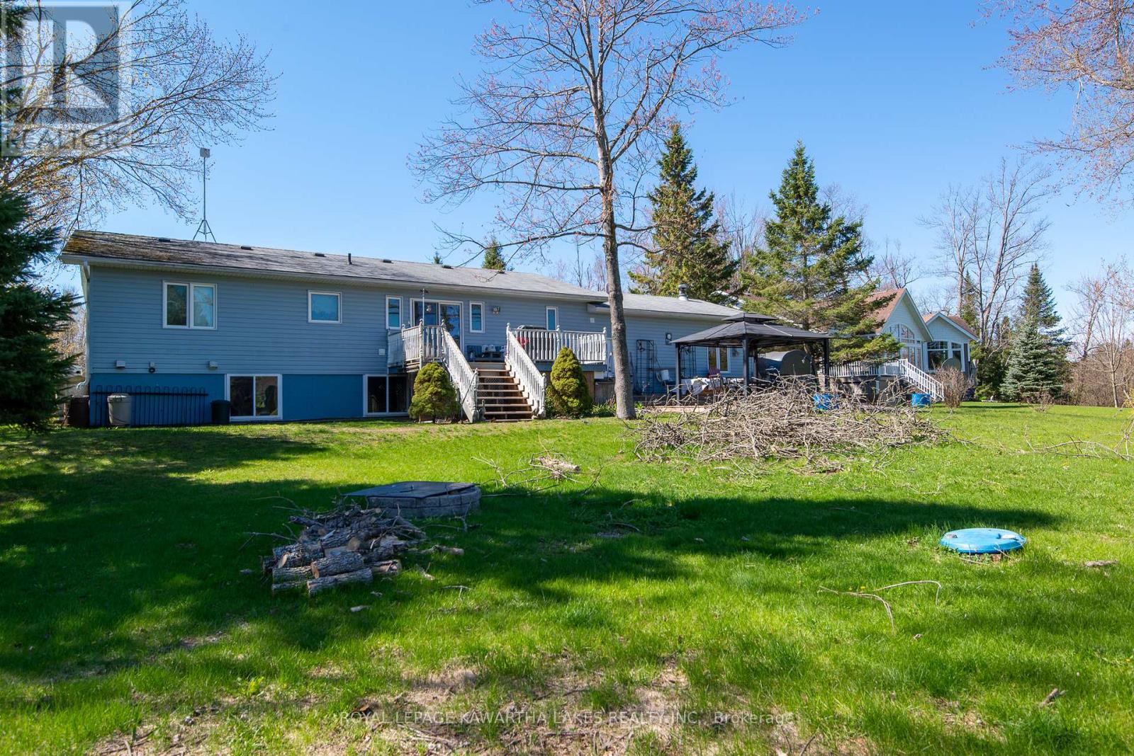 62 EVANS DRIVE - 30