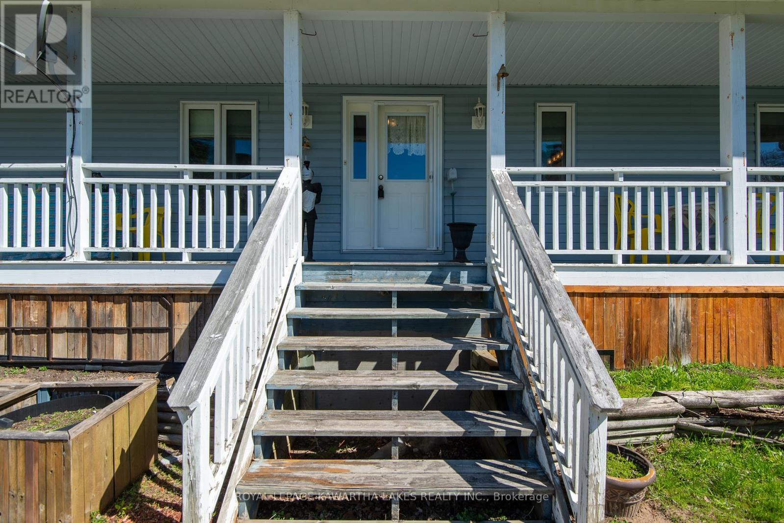 62 EVANS DRIVE - 4