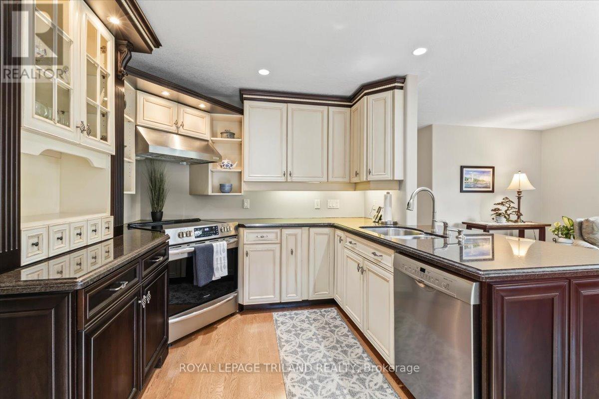 272 4TH STREET CRESCENT - 11