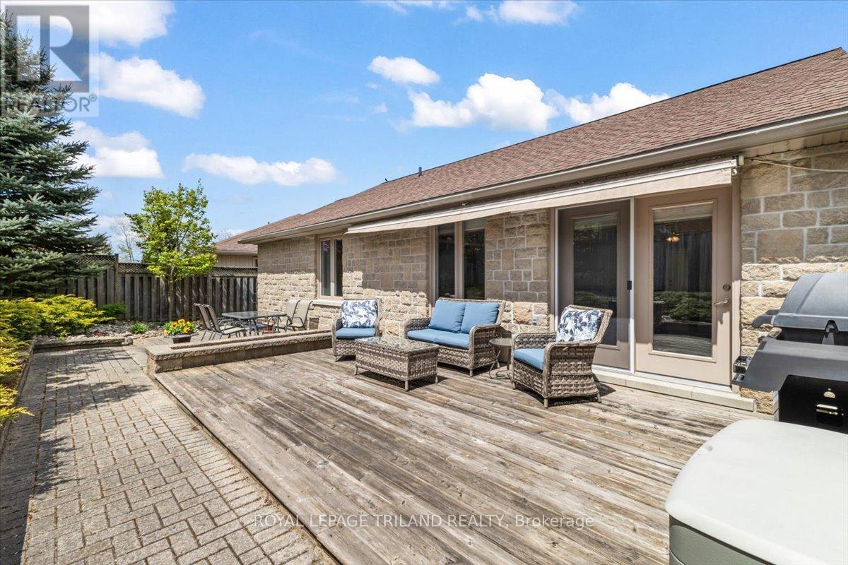 272 4TH STREET CRESCENT - Image 2