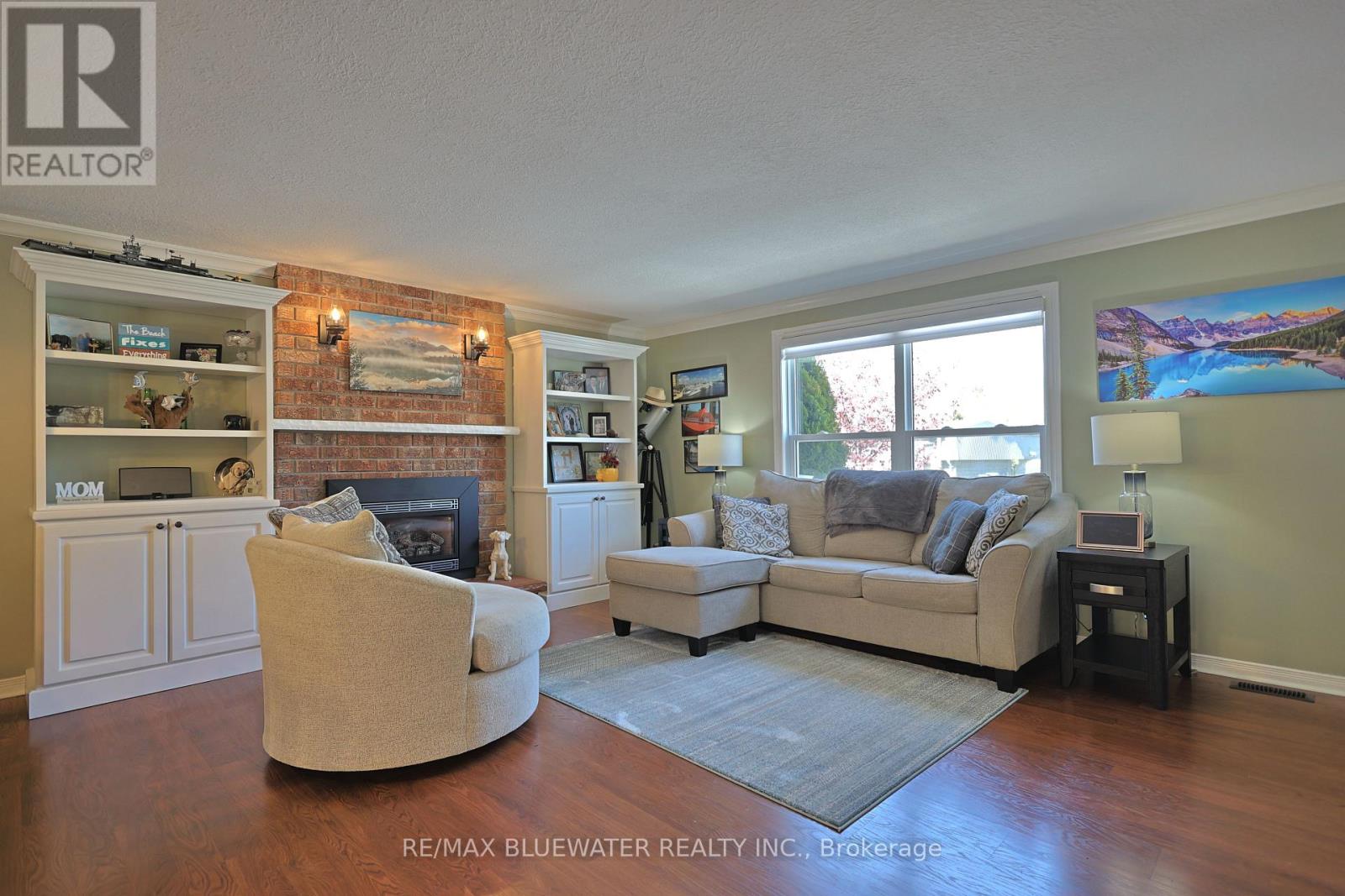 350 SHANNON BOULEVARD - 15