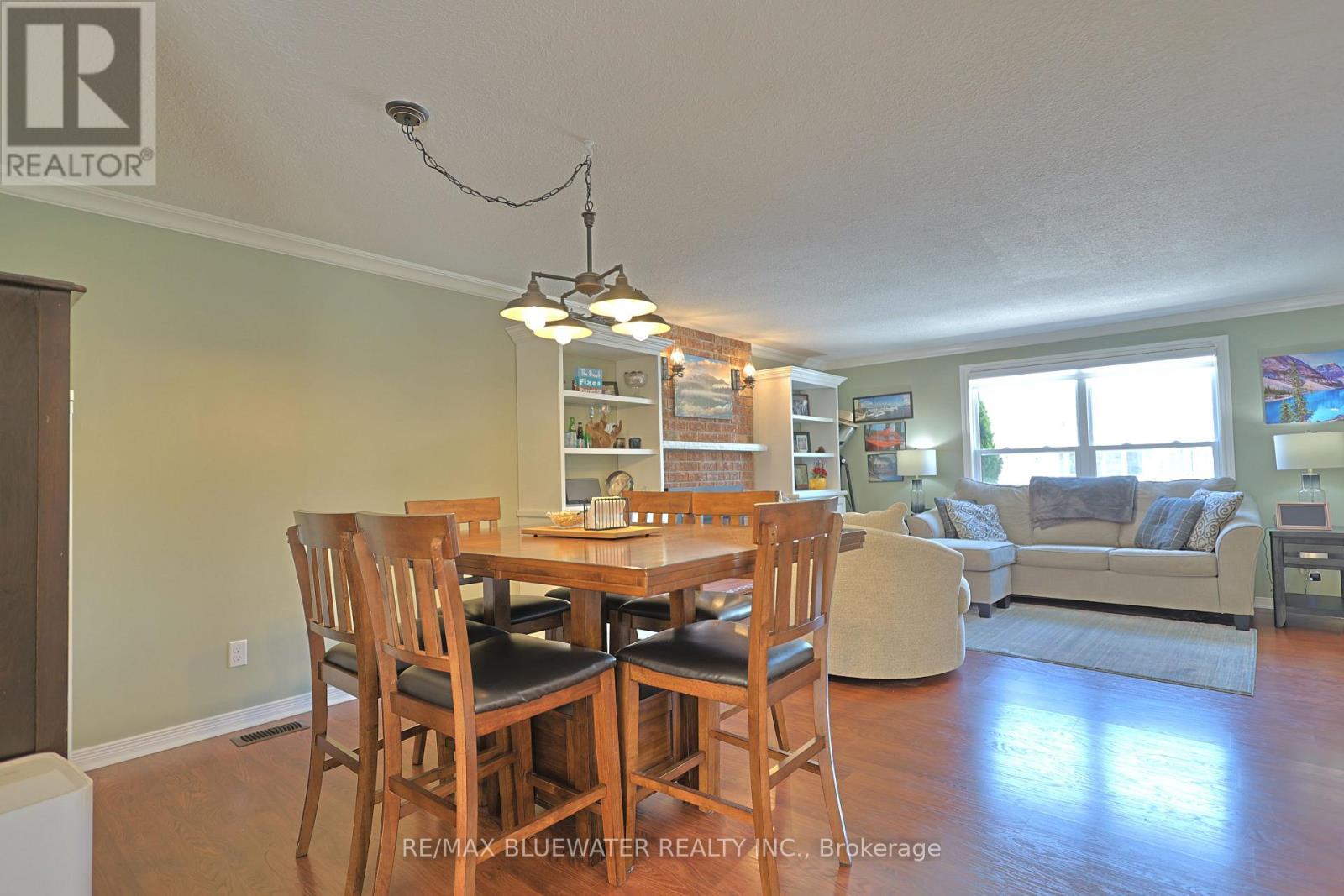 350 SHANNON BOULEVARD - 19