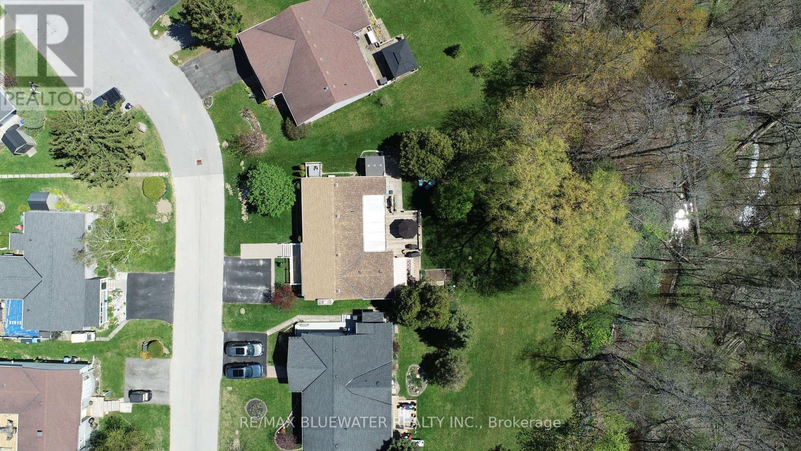 350 SHANNON BOULEVARD - 7