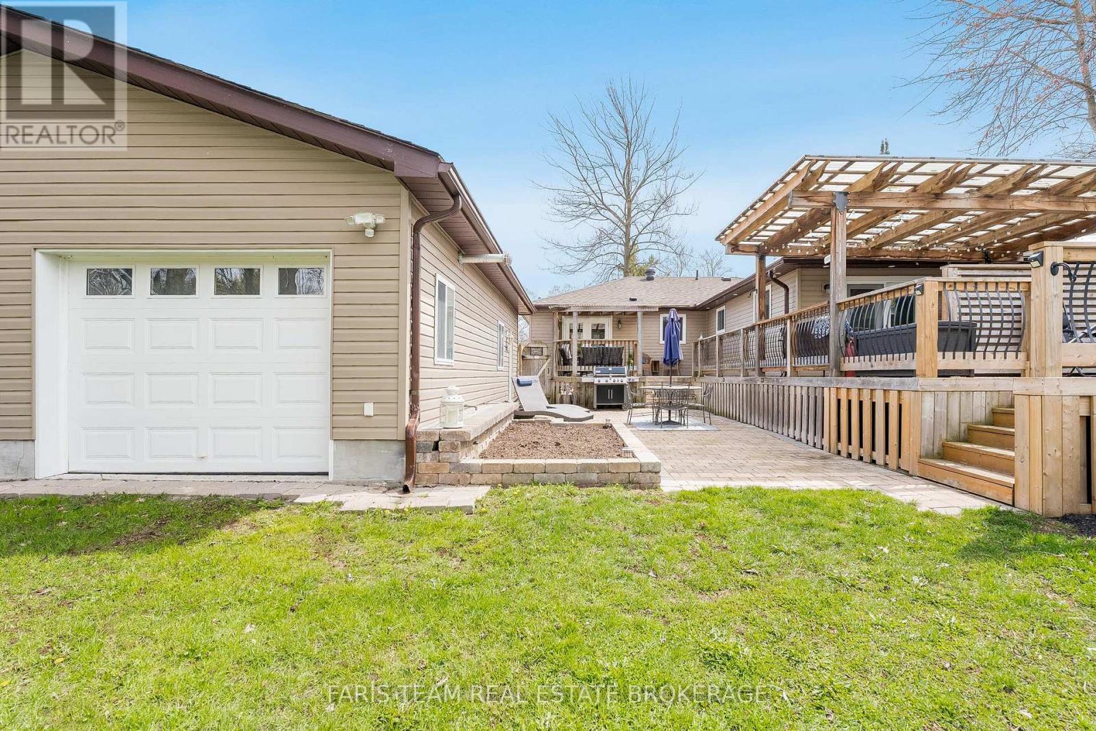 730 TRINITY STREET - 39