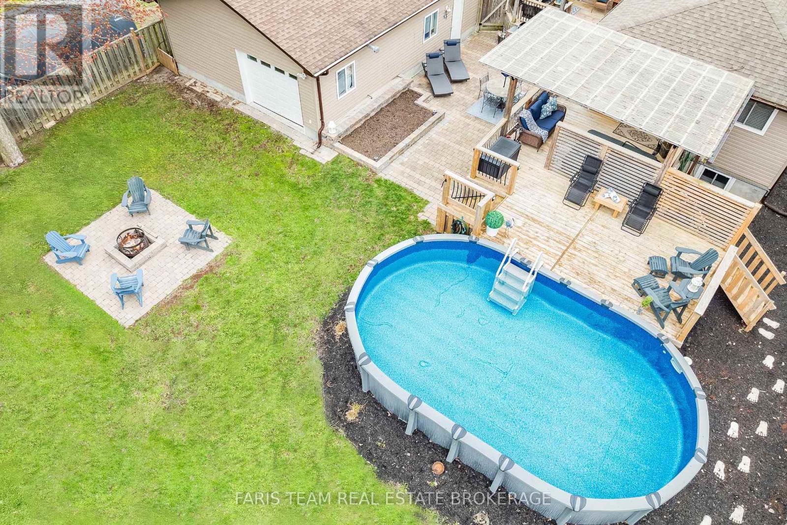 730 TRINITY STREET - 44