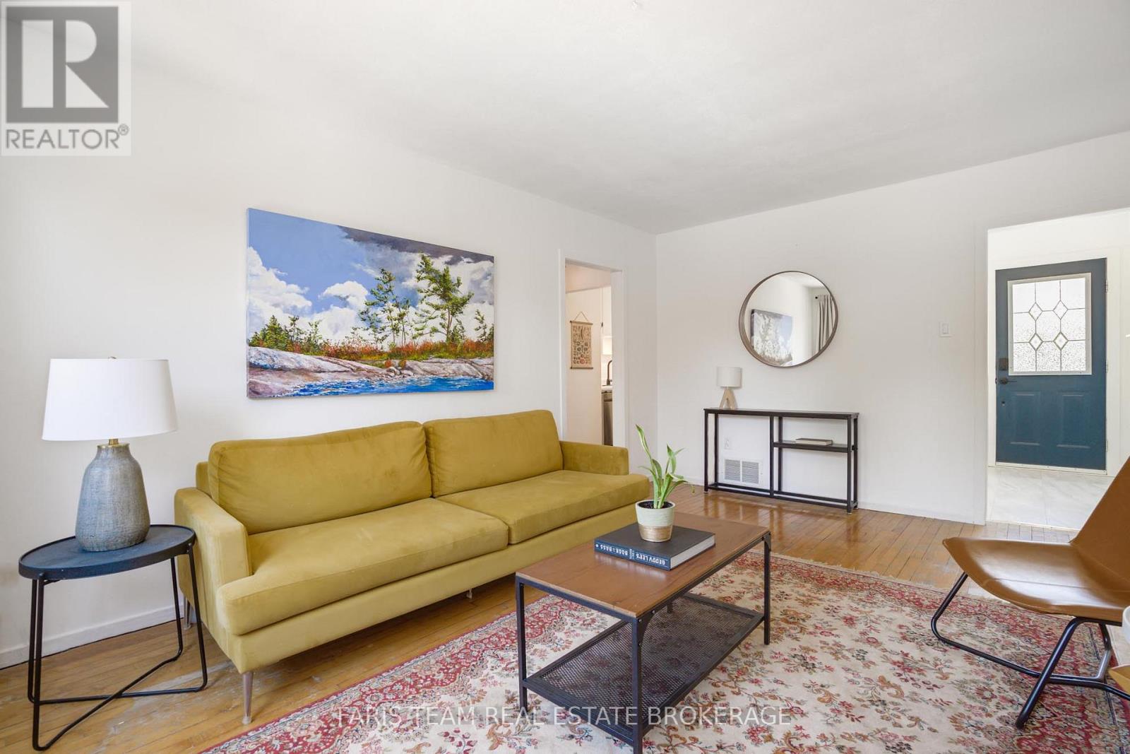 407 BAYVIEW PARKWAY - 12
