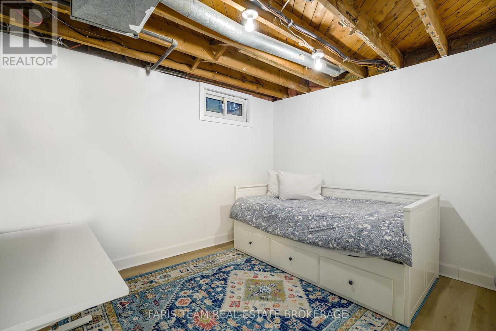 407 BAYVIEW PARKWAY - 22
