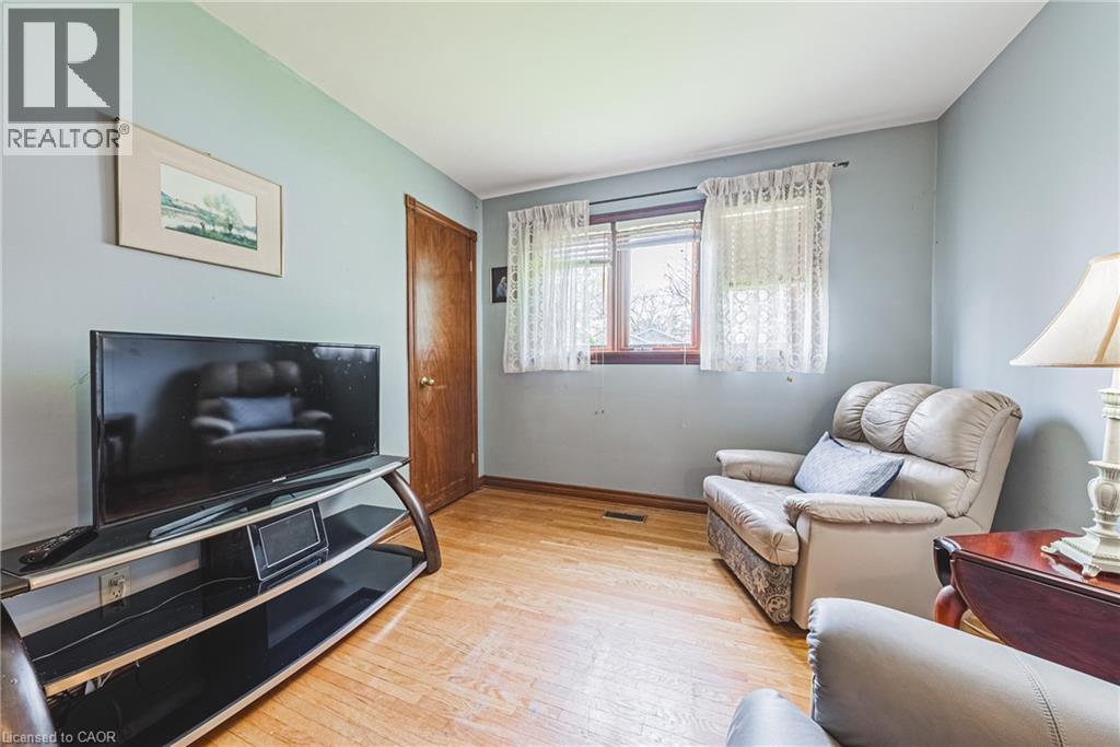 2218 GHENT Avenue, Burlington, Ontario, L7R1Y7 — Photo 13