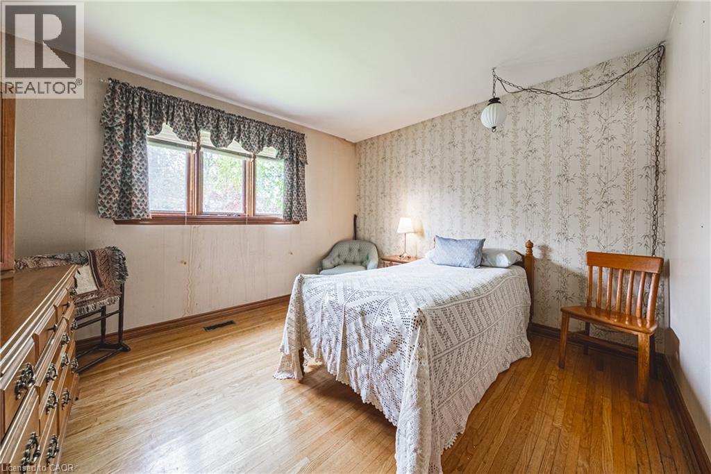 2218 GHENT Avenue, Burlington, Ontario, L7R1Y7 — Photo 14