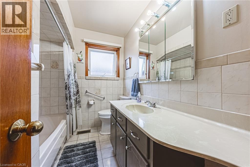 2218 GHENT Avenue, Burlington, Ontario, L7R1Y7 — Photo 18