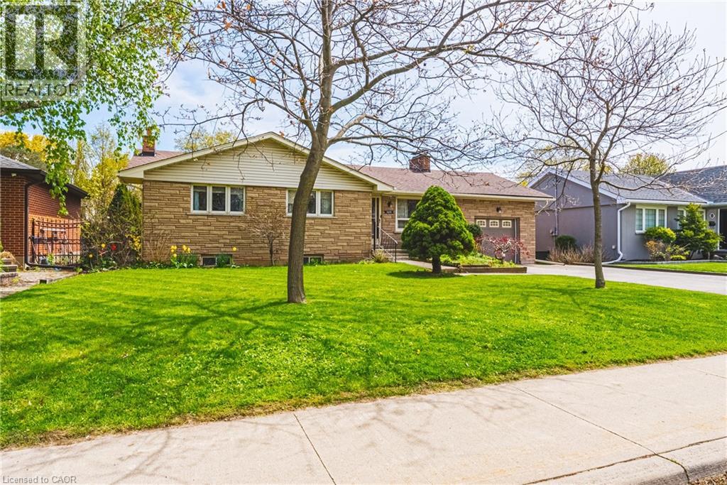 2218 GHENT Avenue, Burlington, Ontario, L7R1Y7 — Photo 2