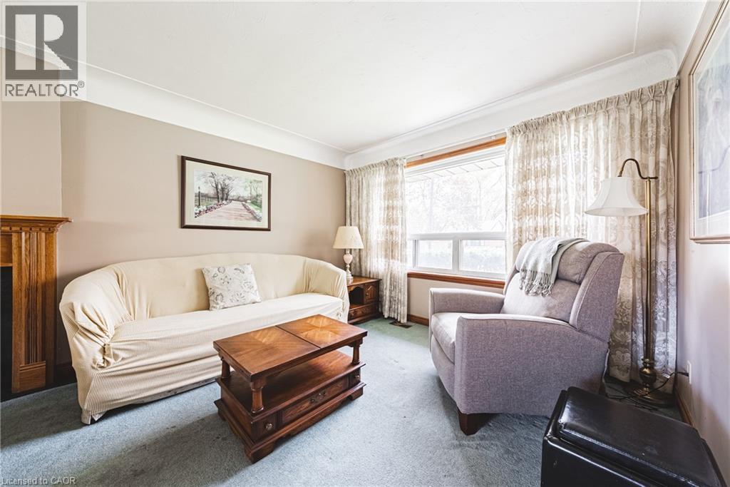 2218 GHENT Avenue, Burlington, Ontario, L7R1Y7 — Photo 5