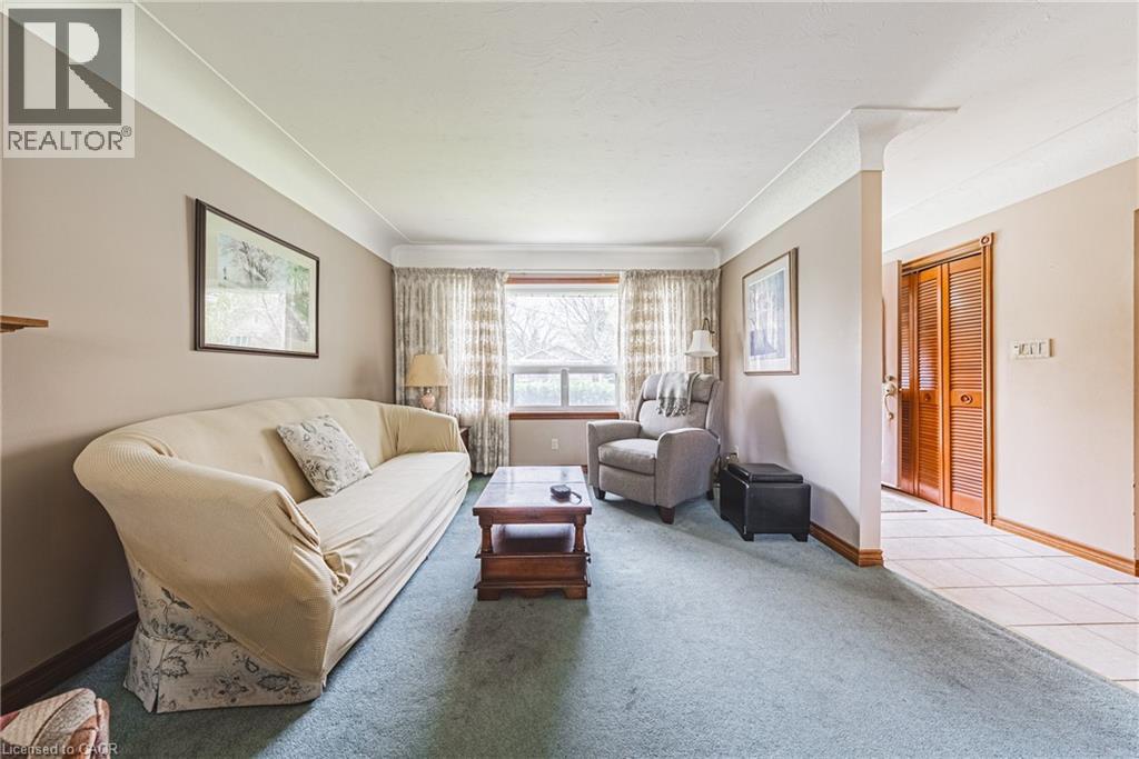 2218 GHENT Avenue, Burlington, Ontario, L7R1Y7 — Photo 6