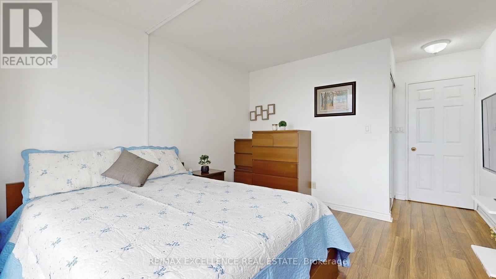 #1504 3605 KARIYA DRIVE - 22