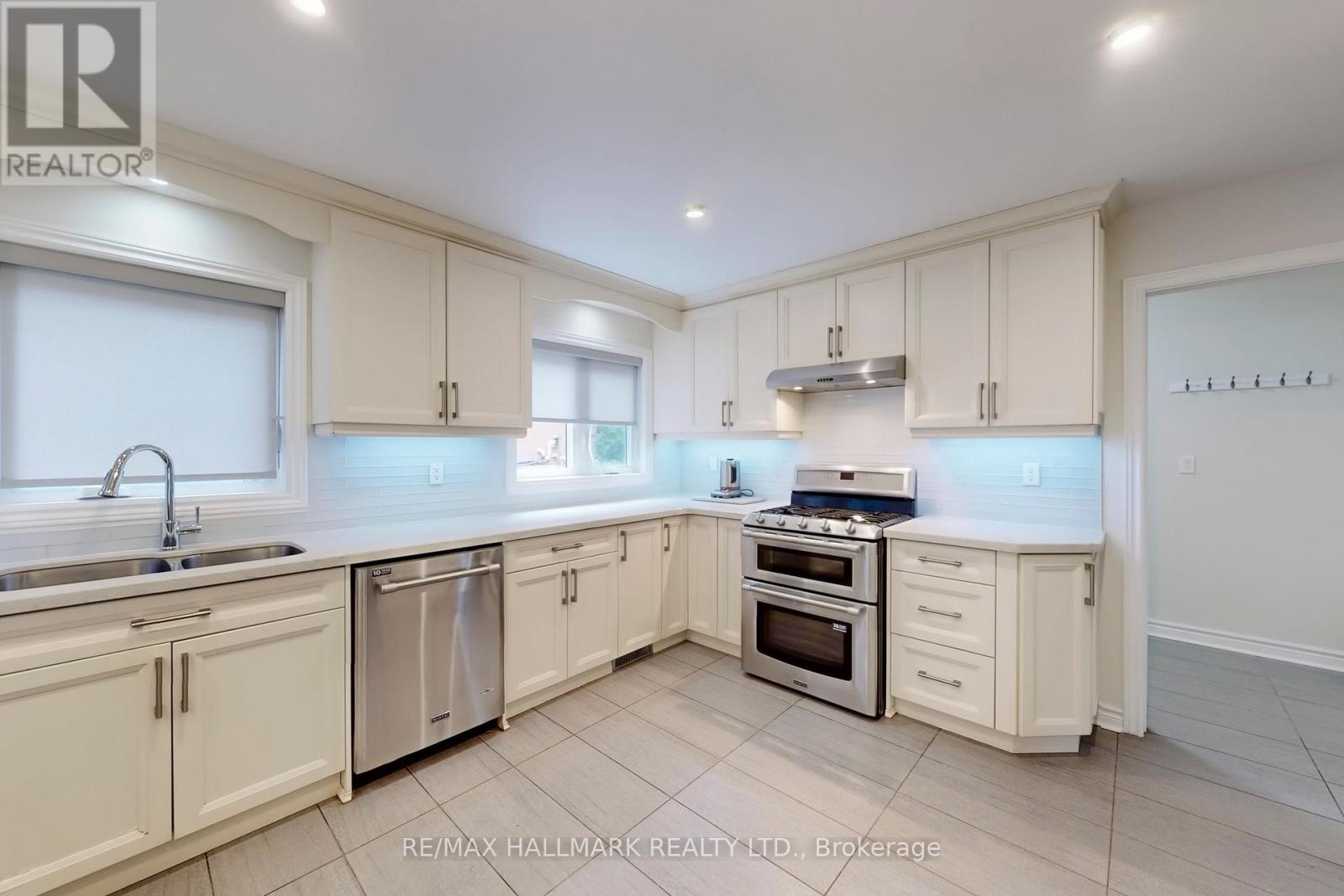 2 BUTTERFIELD DRIVE - 13