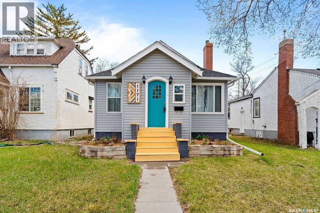 1171 Montague STREET - 1