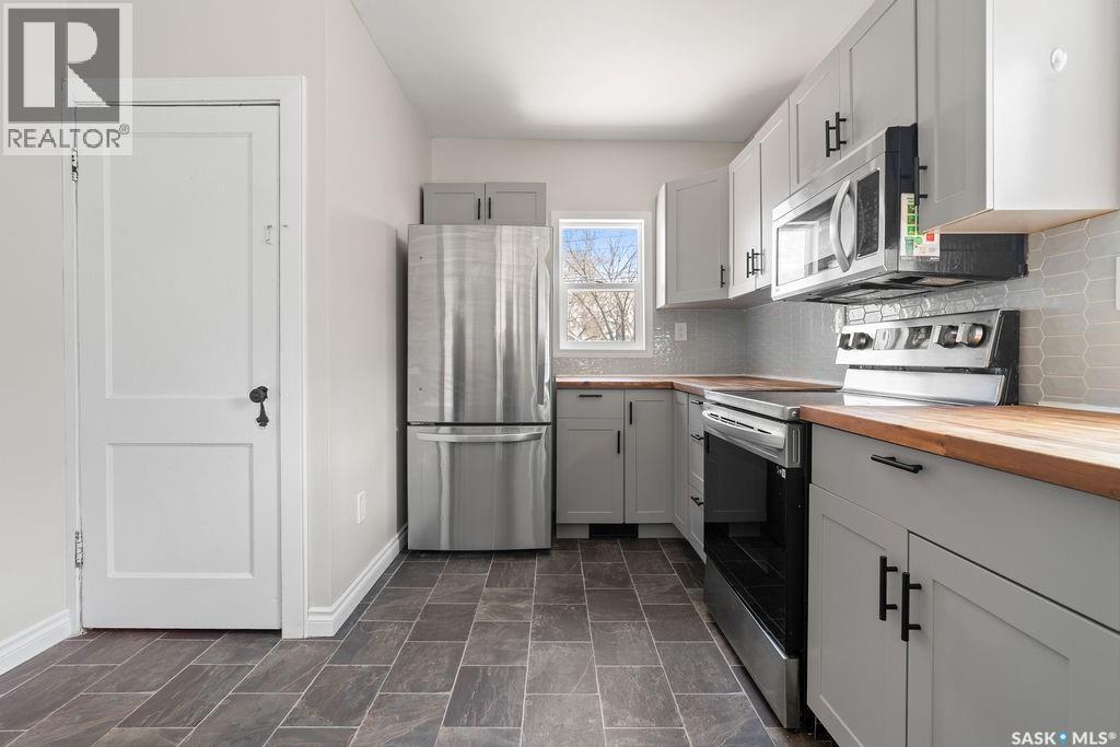 1171 Montague STREET - 11