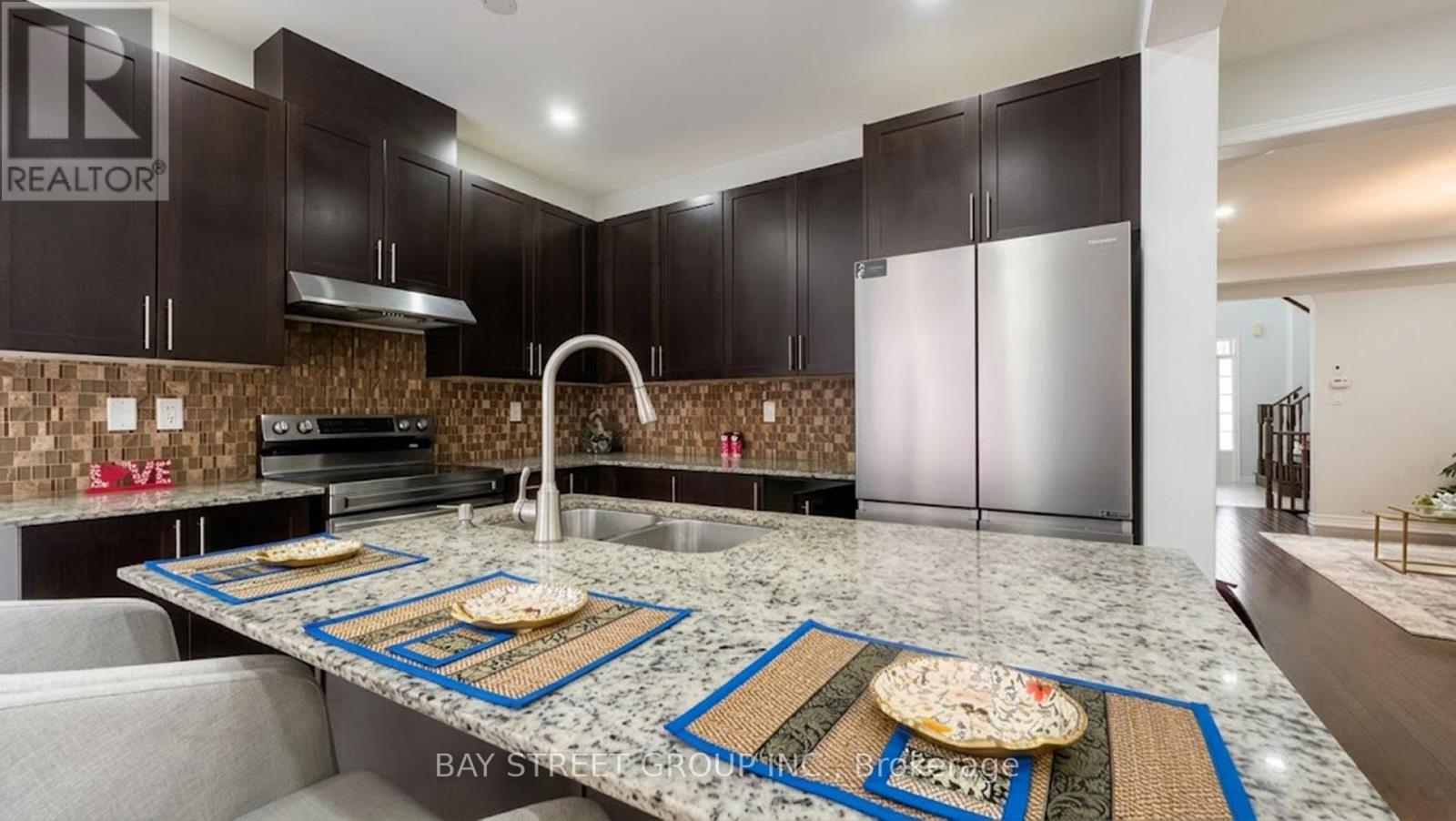 12 MONCEAU ROAD - 22