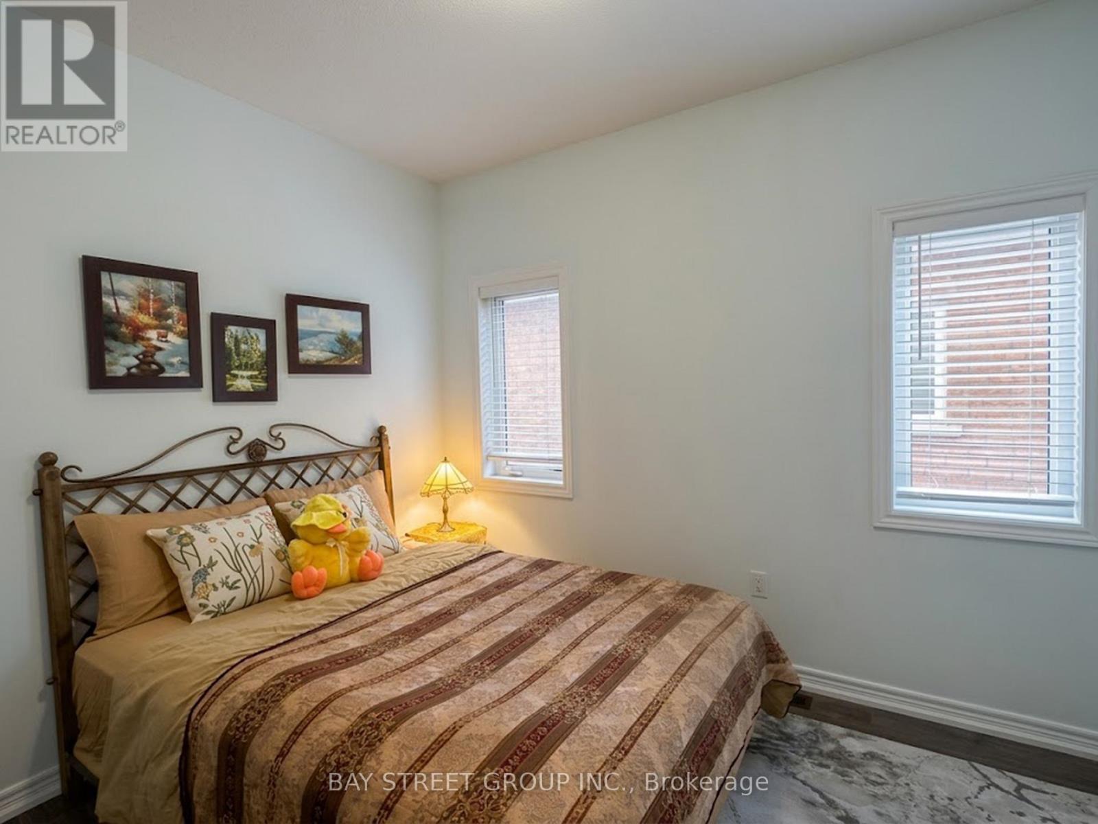 12 MONCEAU ROAD - 31