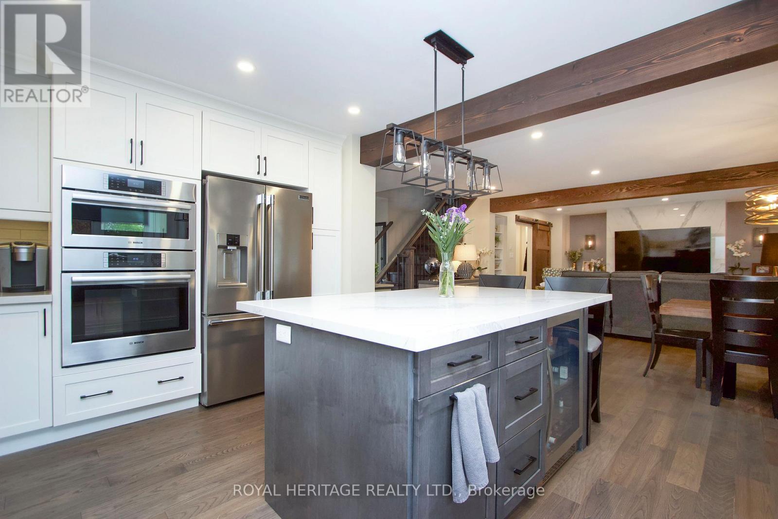 27 CLOVELLY DRIVE - 12