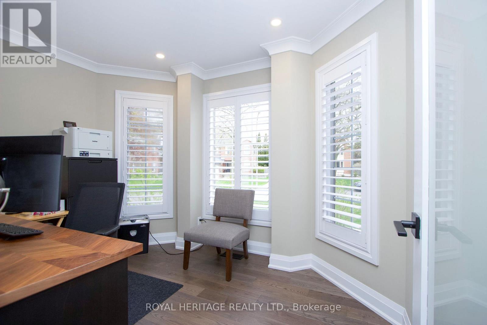 27 CLOVELLY DRIVE - 19