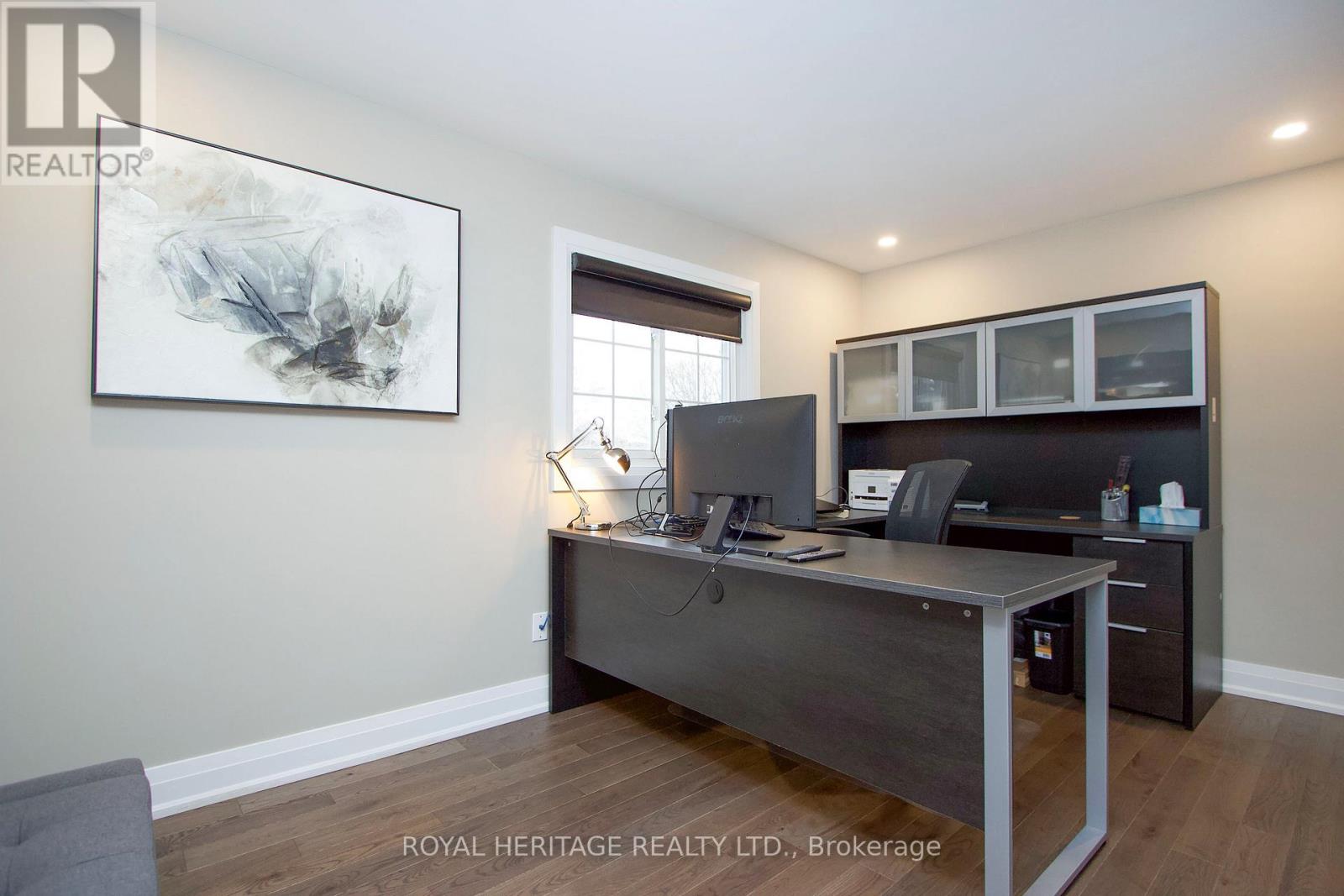 27 CLOVELLY DRIVE - 25