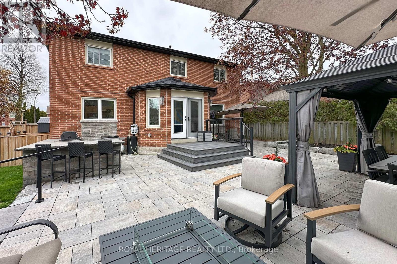 27 CLOVELLY DRIVE - 35