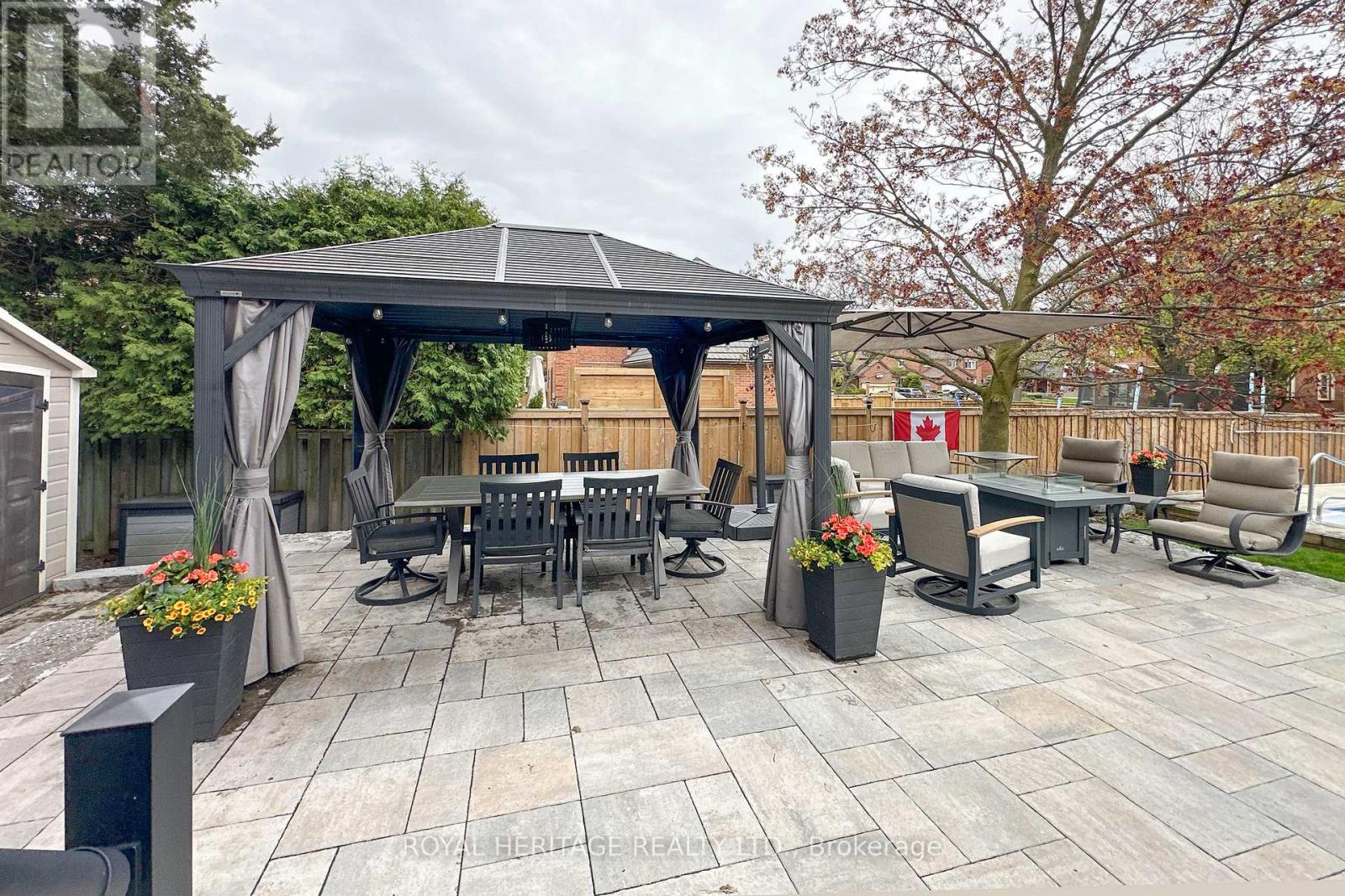 27 CLOVELLY DRIVE - 41