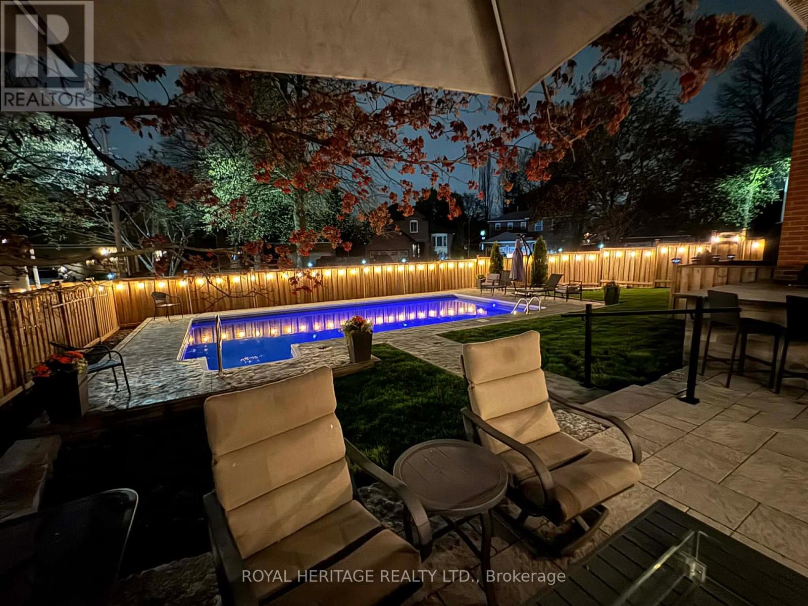 27 CLOVELLY DRIVE - 48
