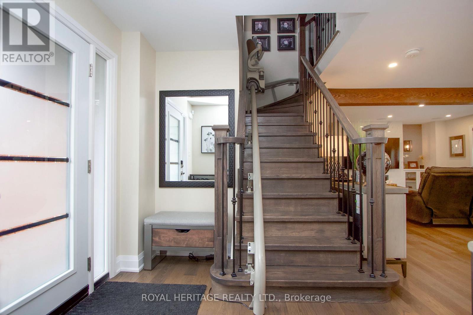 27 CLOVELLY DRIVE - 5