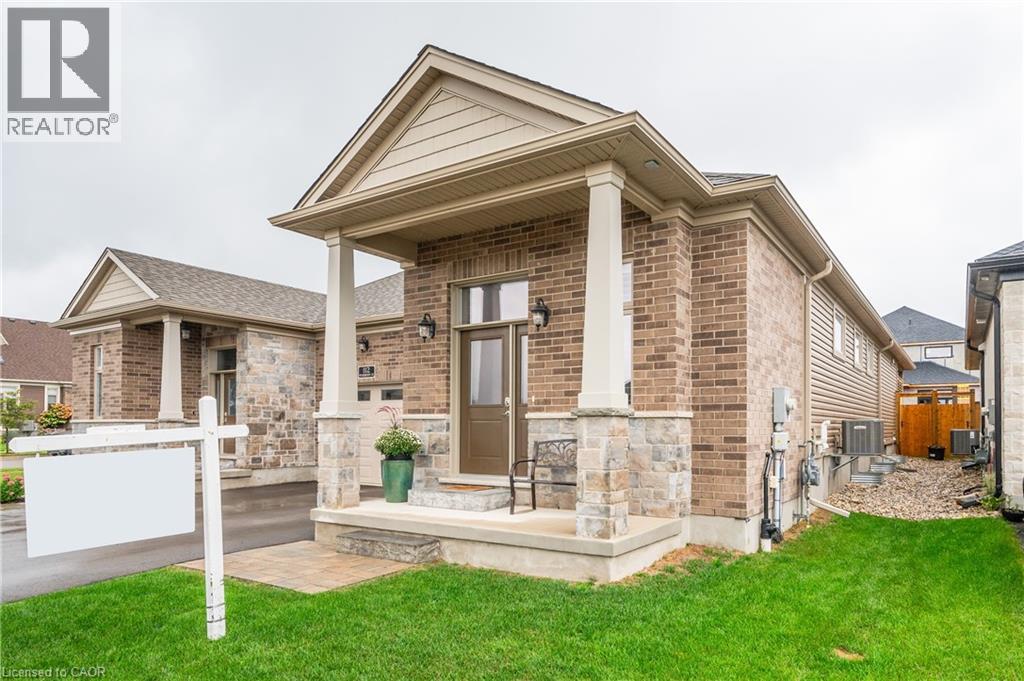 114 WOODBERRY Crescent - 3