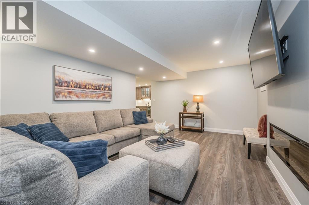 114 WOODBERRY Crescent - 30