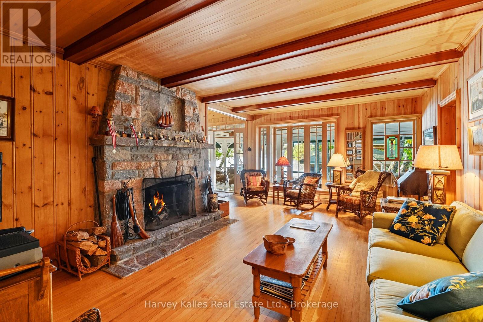 #22 1052 LONGHURST ROAD - 15