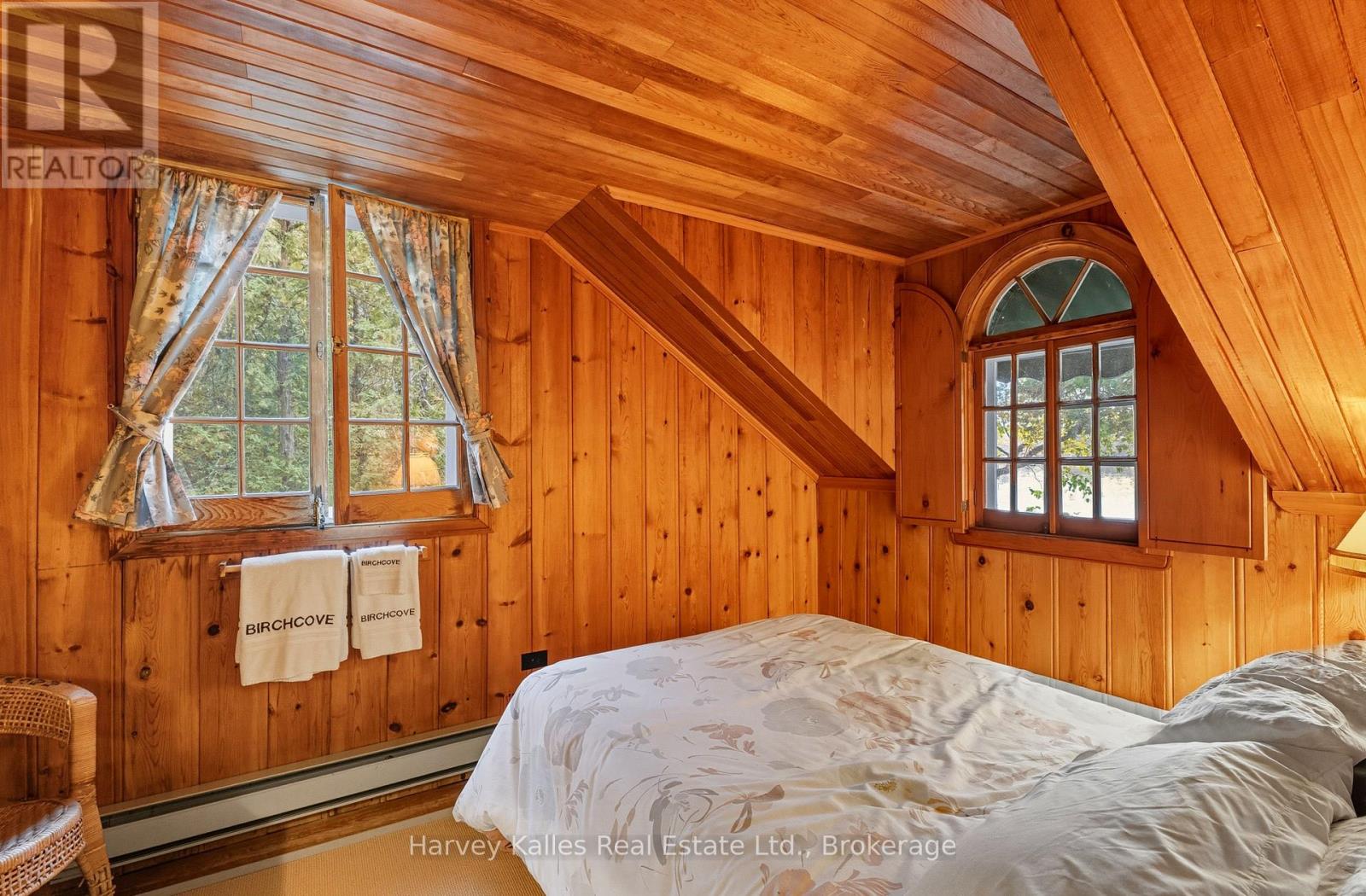 #22 1052 LONGHURST ROAD - 22