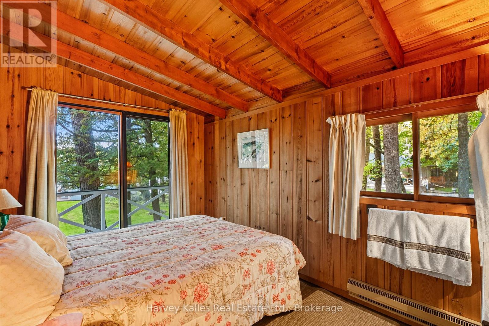 #22 1052 LONGHURST ROAD - 30